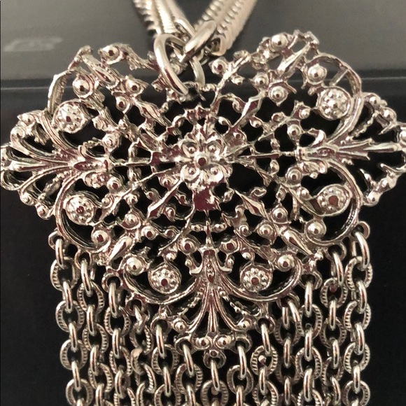 VINTAGE BOHEMIAN SILVER METAL CHAINED NECKLACE - Picture 5 of 8